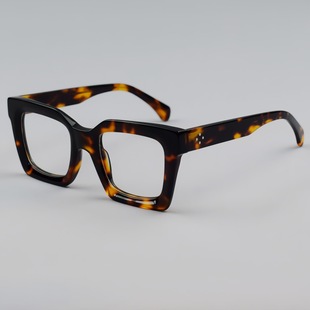 ��ϵ�OӋ���ֿ�͹����ɫ�R�ܴ����Ů��������ҕ���{��׃ɫ