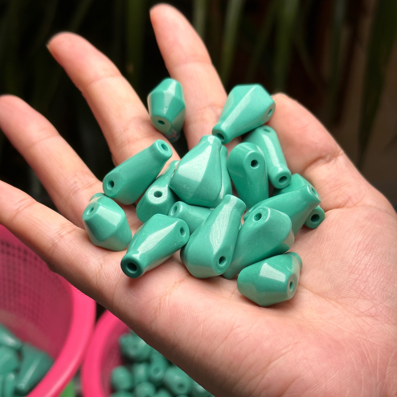 공장 도매 청록색 3 자 상어 백 원피스 3 자 별 달 다이아몬드 바디 비즈 WEN 플레이 액세서리 느슨한 구슬