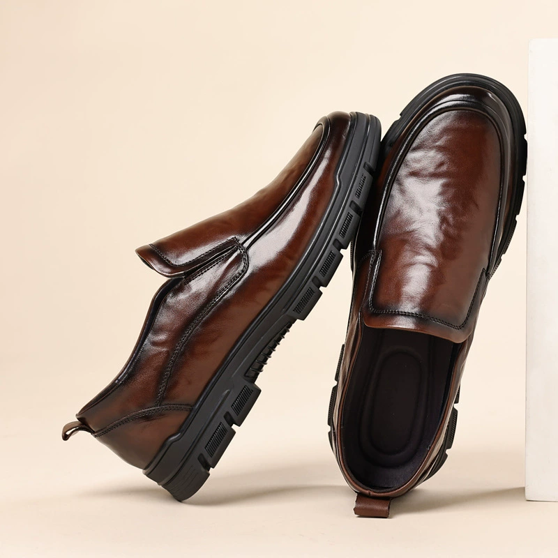 Мужская повседневная кожаная обувь Мужская бизнес мягкая подошва кожаная обувь мужская обувь широкая голова обувь износостойкая и нескользящая фабрика оптом