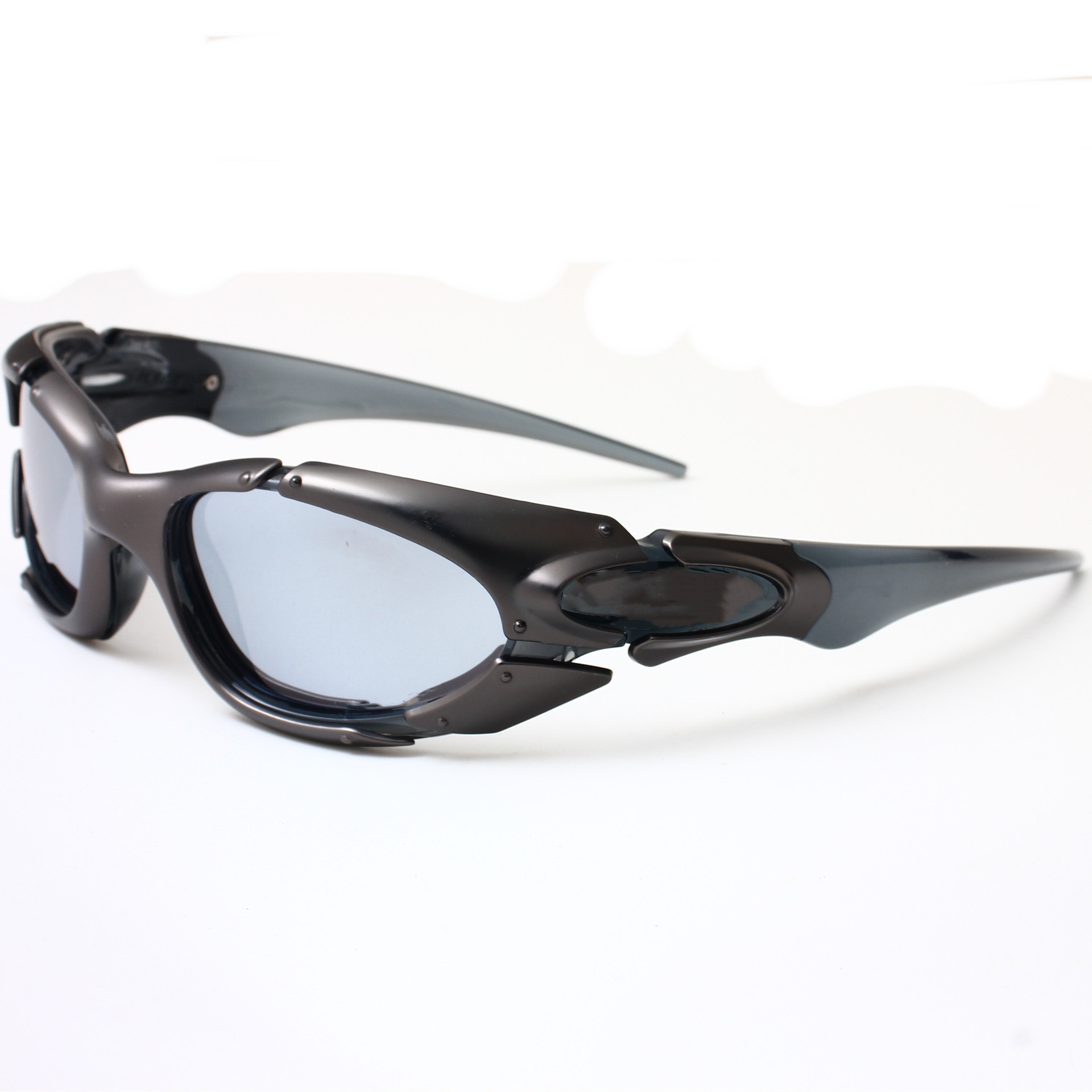 C58 Dissan Gun White Silver