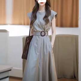 冷淡系独特别致灰色收腰连衣裙女2026新款超火女装夏季轻奢高级感