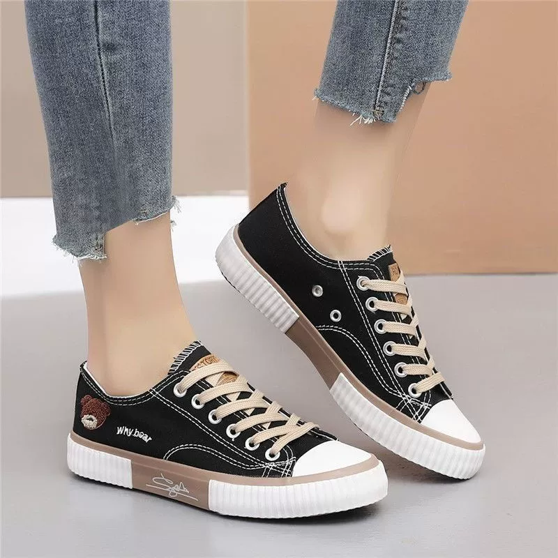 Low cloth footwear, sports sneakers, 2023, with little bears, Korean style, plus size
