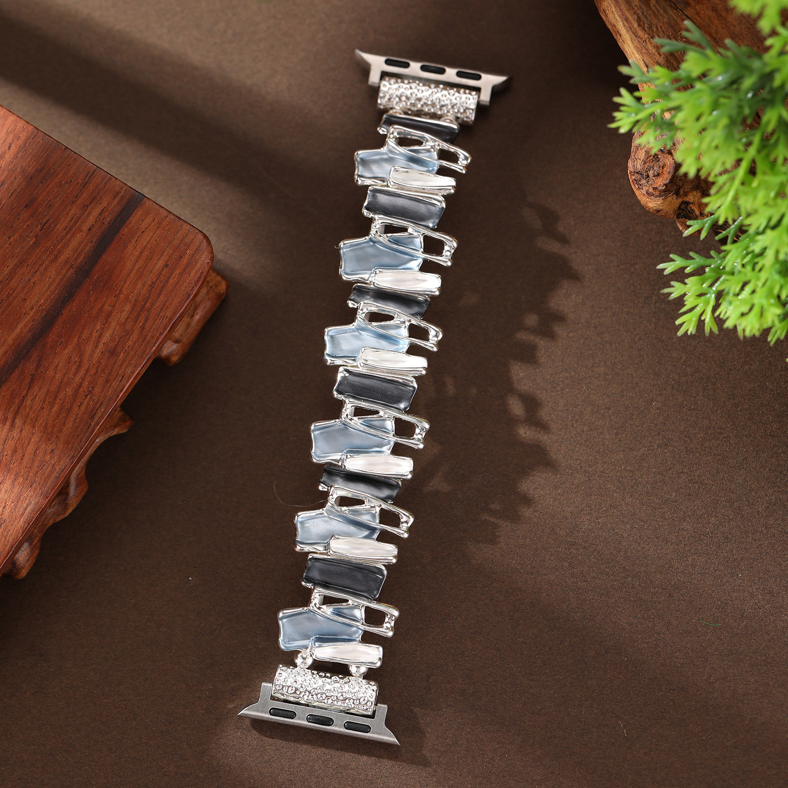 (135cm) 블랙, 화이트, 그레이 기하학적 라인 스트레치 시계 스트랩 - 실버