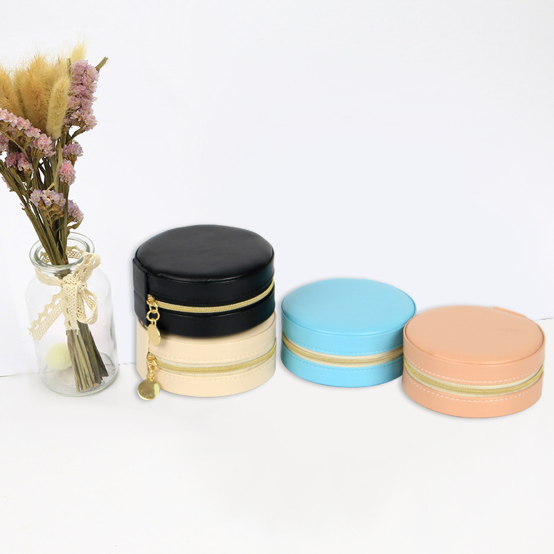 solid color capacious storage system for traveling