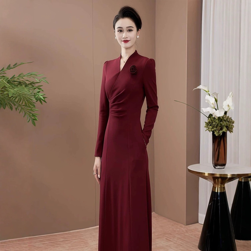Nuanfenglai formal occasion elegant banquet dress, high-end long-sleeved dress, new autumn style, slimming and stylish