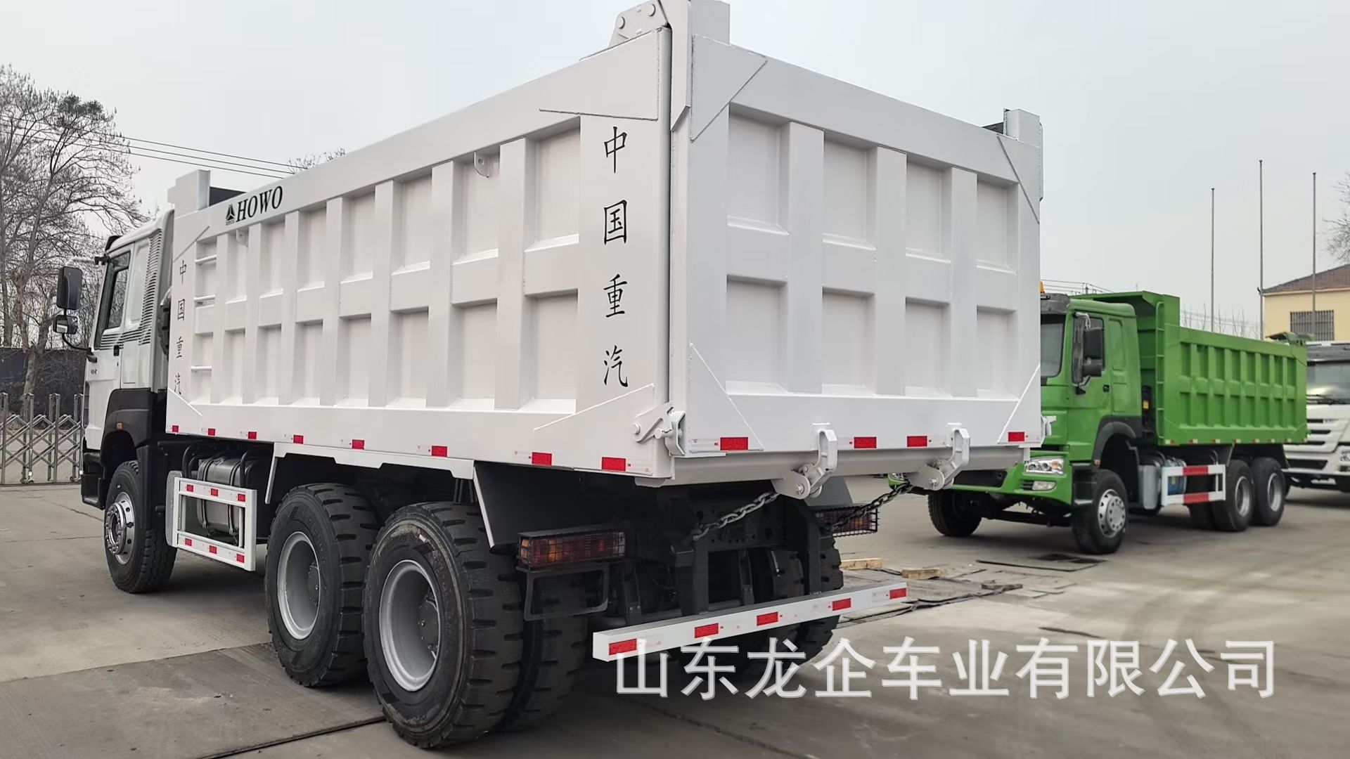 Exported to Africa Engineering Mining Dump Truck Howo Nx10 371 Horsepower V7-X Sand and Gravel Transport Dump Truck