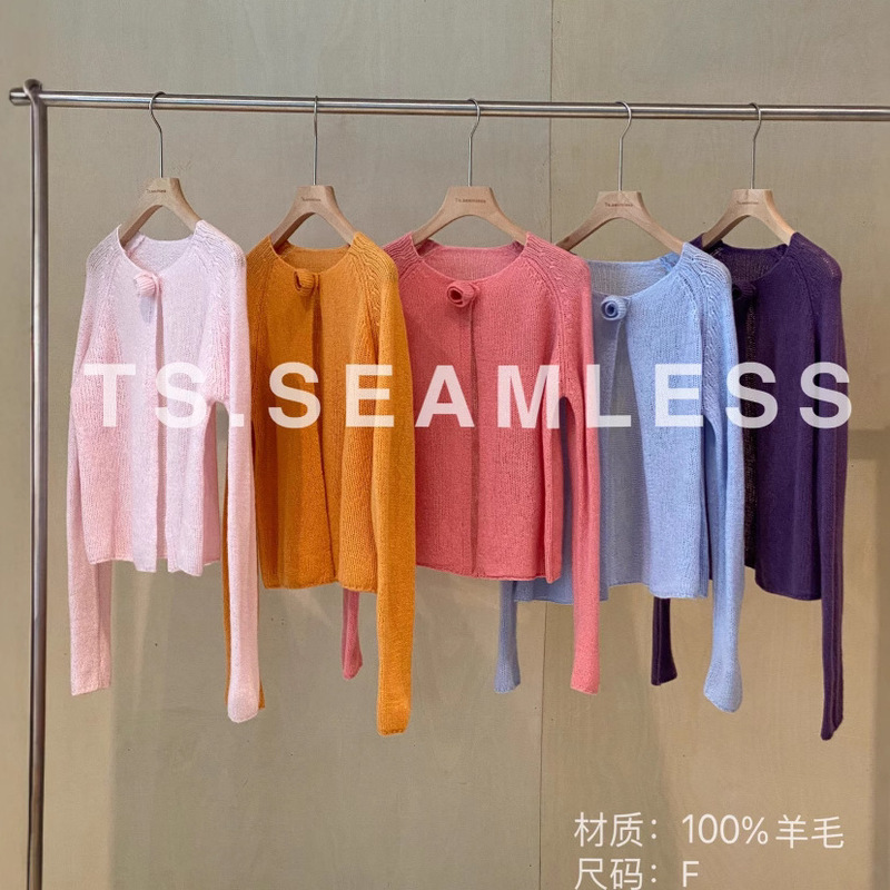 Ts.Seamless 100% Wool Colorful Knitted Cardigan Top with Handmade Floral Design 2F153