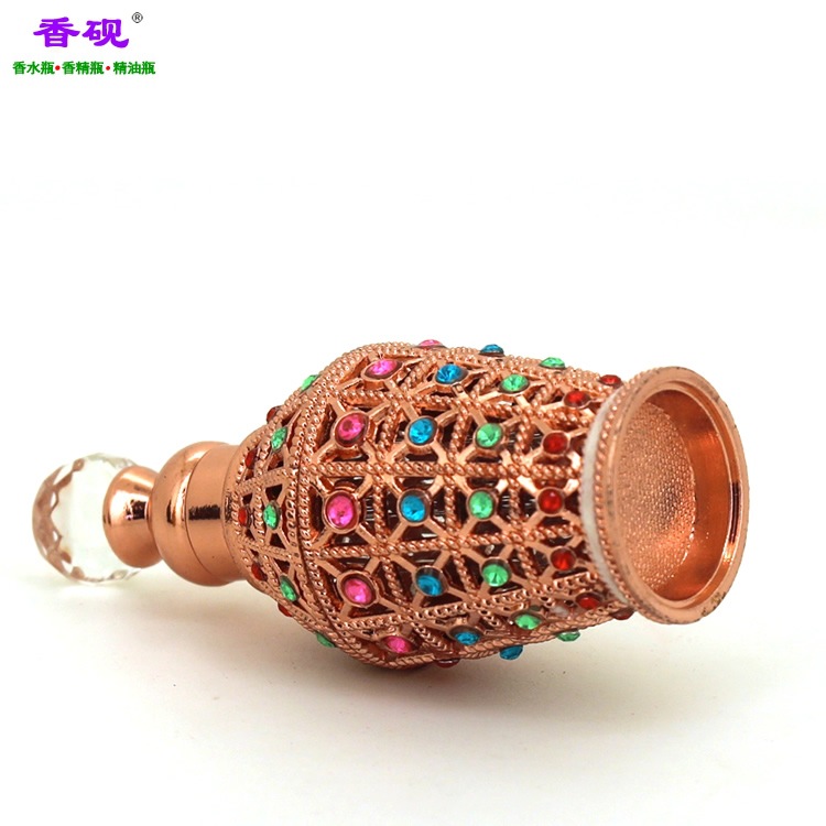 香砚玫瑰金色菠萝弹款香水瓶6.jpg
