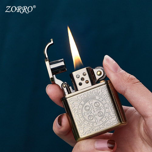 Zorro kerosene lighter windproof Constantine personalized creative old nine-door retro men's lighter birthday gift
