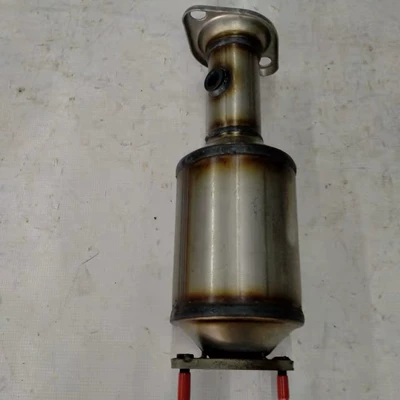 Suitable for Baojun 730 560 Katalizator