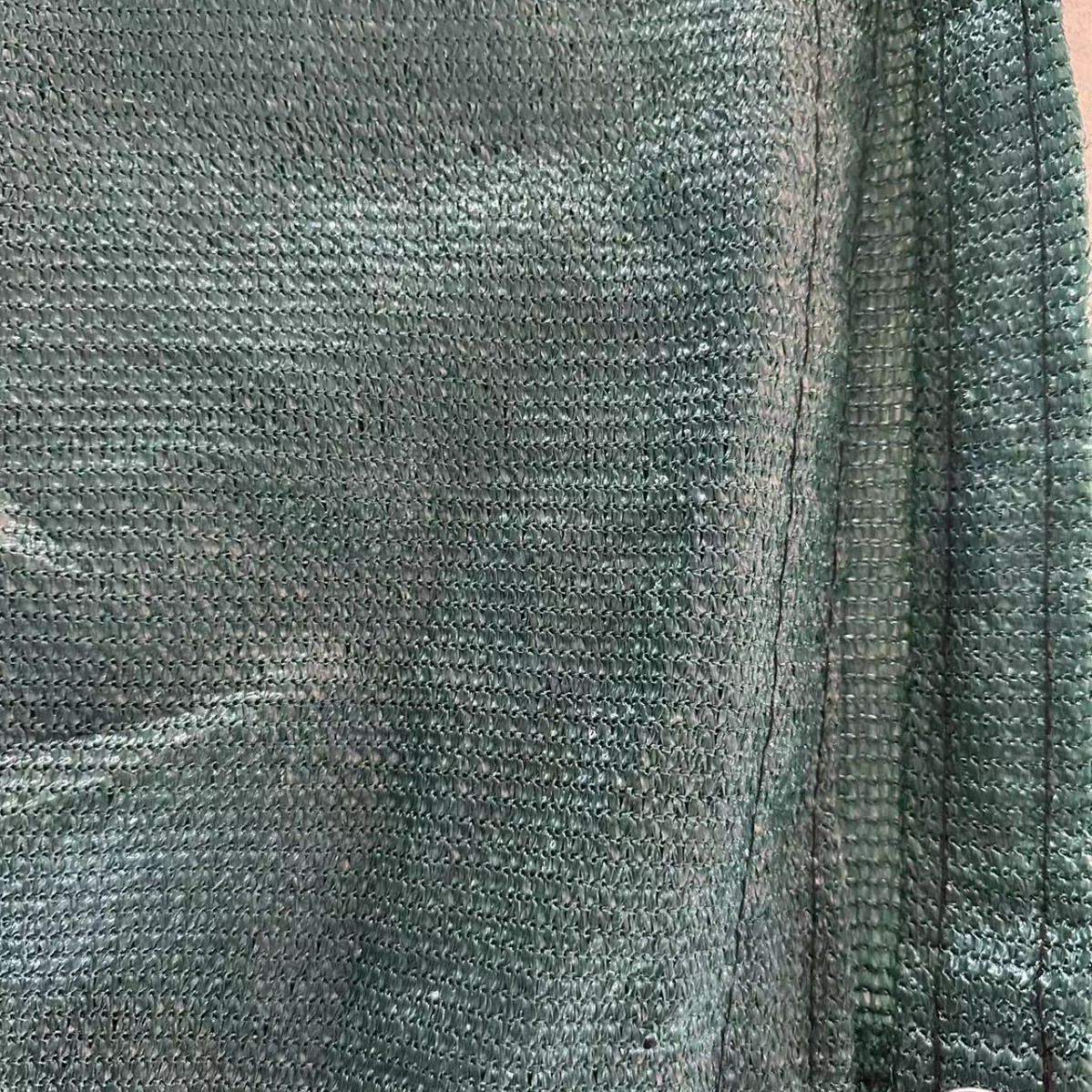 厂家售出6针加密PE遮阳网农用大棚防晒网围栏防尘遮光网覆膜隔热