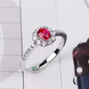 ����С���²ʌ����Ʒ���l 18K�����0.58ct��Ȼ�o���t��ʯ��ָŮ