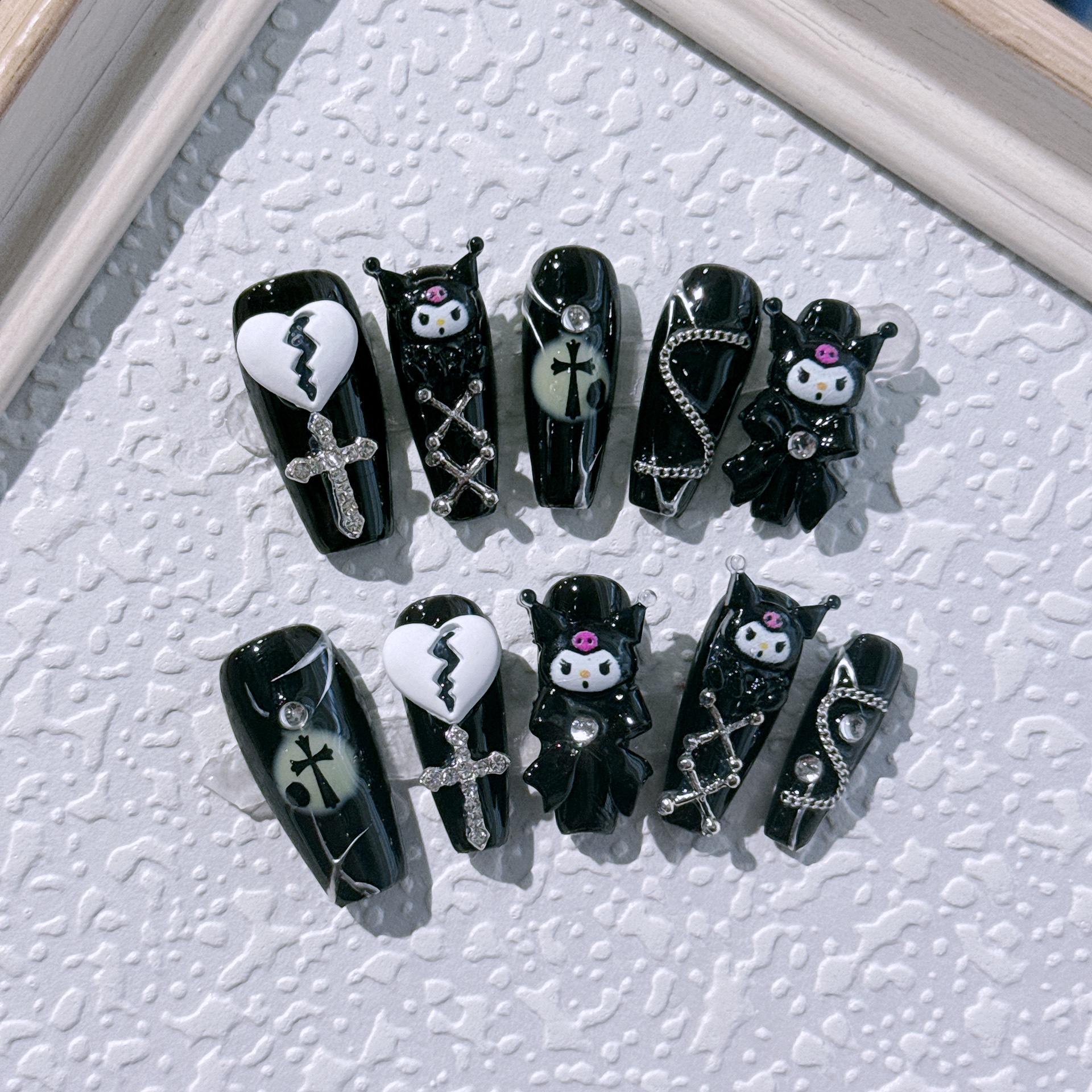 Miss Meow hecho a mano manicura heartbreak coolomi Shibuya chica caliente y2g manicura acabado parche