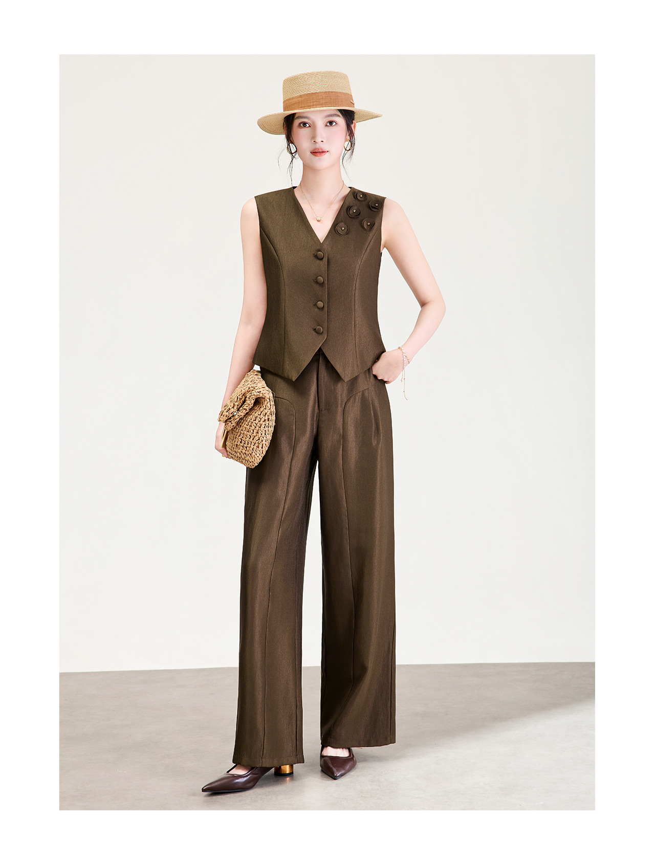 Bộ áo gile và quần ống rộng nữ phối vải linen pha tencel mát mẻ — Màu cà phê chi tiết 13