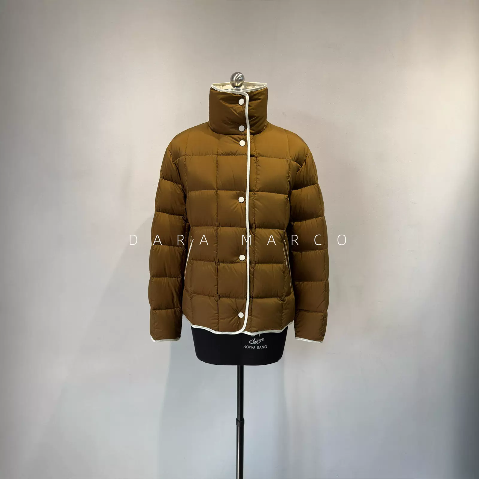 轻盈过冬~90白鹅绒绗格撞色真丝镶边羽绒服小泡芙短款外套女秋冬