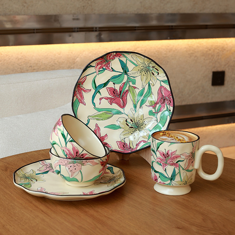 Shang 'en mano lirio fresco juego de cubiertos de cerámica casera platos platos tazas de agua tazas de agua potable