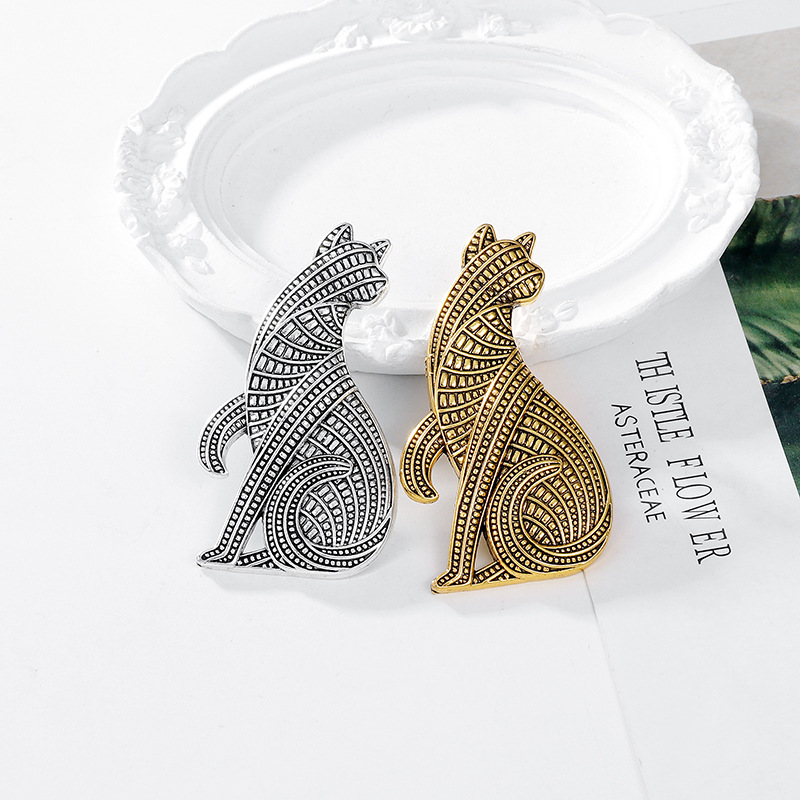 Retro Tiger Alloy Plating Unisex Brooches display picture 4