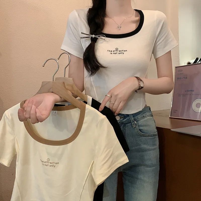 スレッドショルダースクエアカラー半袖Tシャツ女性用インカラーブロックピュアディザイアホットガールスリム痩身鎖骨ショートフィッシュボーントップ|undefined