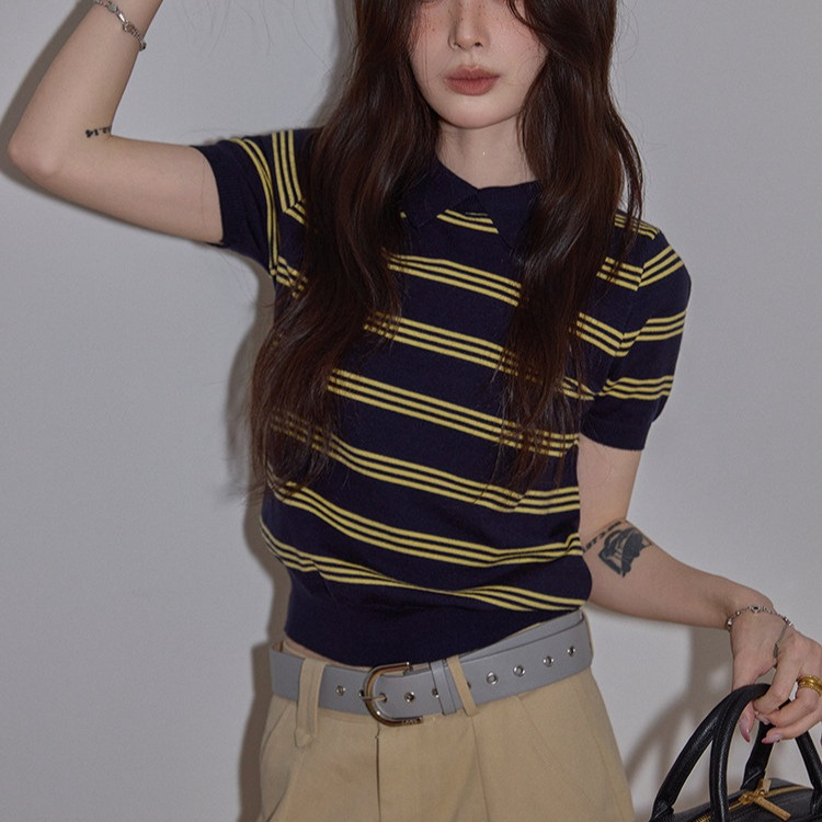Trendy Korean-Style Navy Blue Polo Shirt for Women, Summer Striped Knit Shirt with a Turn-Down Collar, High-End Elegant Short-Sleeve Top