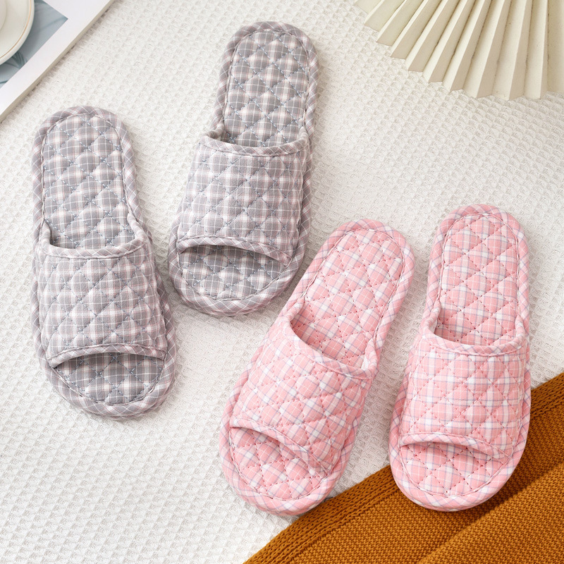 Wholesale plaid machine washable home cotton fabric slippers for men and women couples home wood floor silent soft cloth bottom