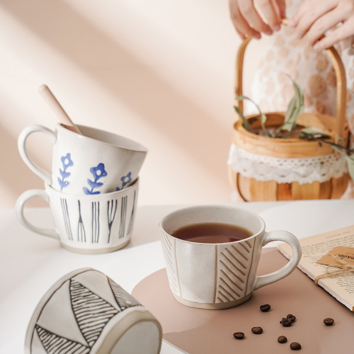 Small blue flower simple Nordic ceramic ins style hand-painted mug creative personalized water cup stoneware coffee cup
