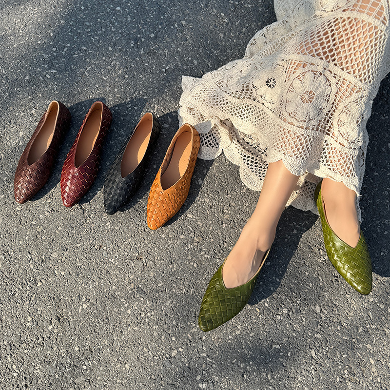 c3118-35 새로운 스타일의 멋진 영국풍 수제 뾰족코 브레이드 V자형 구두, 부드러운 밑창 플랫 슈즈 여성용