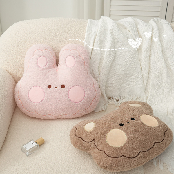 Three dimensional comfortable soft pillow