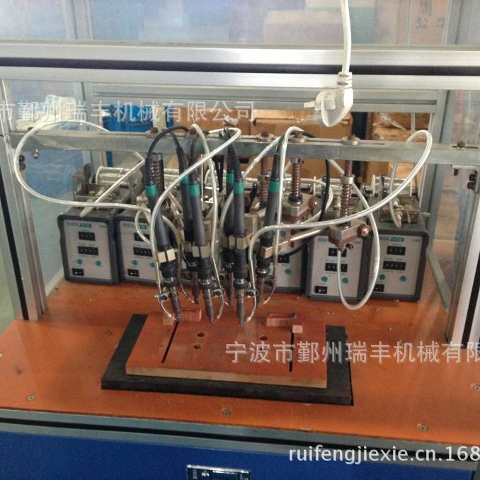 宁波厂家供应 插板自动点焊机.设备 冲床全自动送料机定 制