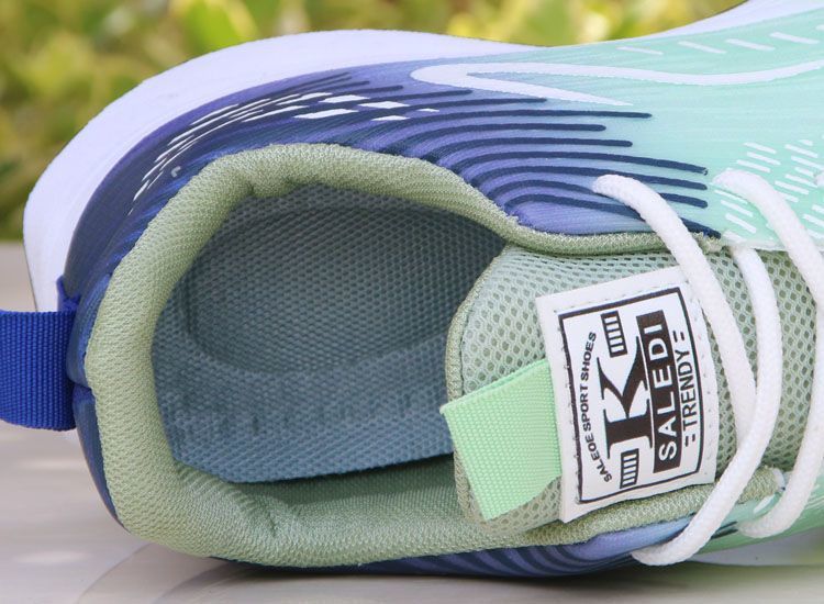 2024 Neue Ice Silk Junior High School Sports Frühlings- und Sommermode Herren-Laufschuhe mit atmungsaktiven_voghion.com