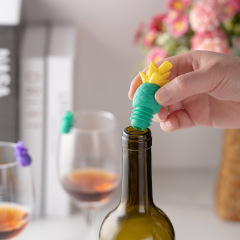 シリカゲルの酒の栓の標識は杯の識別器のパイナップルの標識器のパーティーの酒の署名のパーティーのシリカゲルのパイナップルの瓶の栓を貼ります。