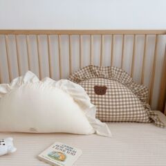 かわいいinsベッドの上で枕の純綿餃子枕のハスの葉のそばの少女の心の腰は赤ちゃんの衝突防止クッションで分解して洗うことができます。