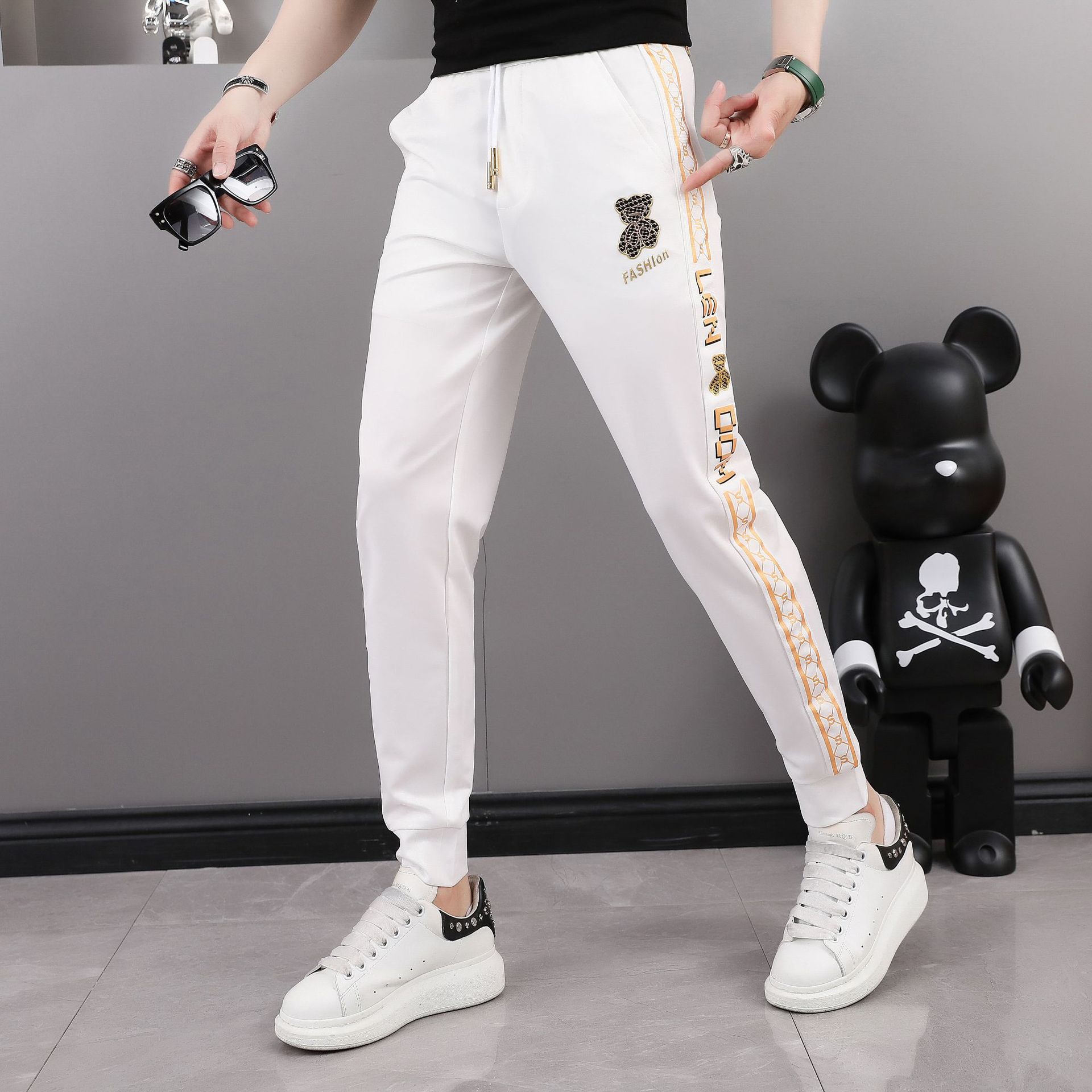 Thin 2022 Summer White Sports for Casual New Trendy Brand Tight Fit Men's Quick Drying Sanitary Pants_voghion.com