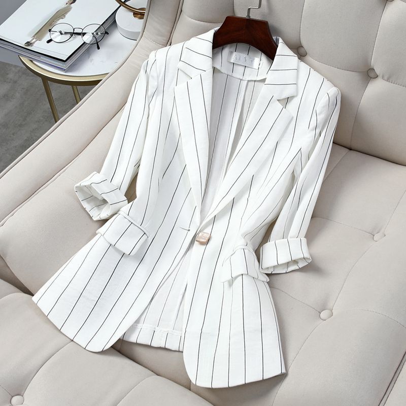 Spring and Summer 2024 New Arrival Seven-Sleeve Striped Small Suit Jacket Women's Slim-Fit Waist Thin Short Top Professional Suit