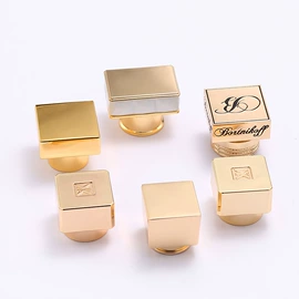 金属盖;化妆品包装