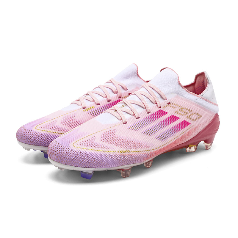 2025 nuevos zapatos de fútbol transfronterizos de clavos largos cortos bajos zapatos de entrenamiento juvenil para hombres y mujeres una fábrica de cabello