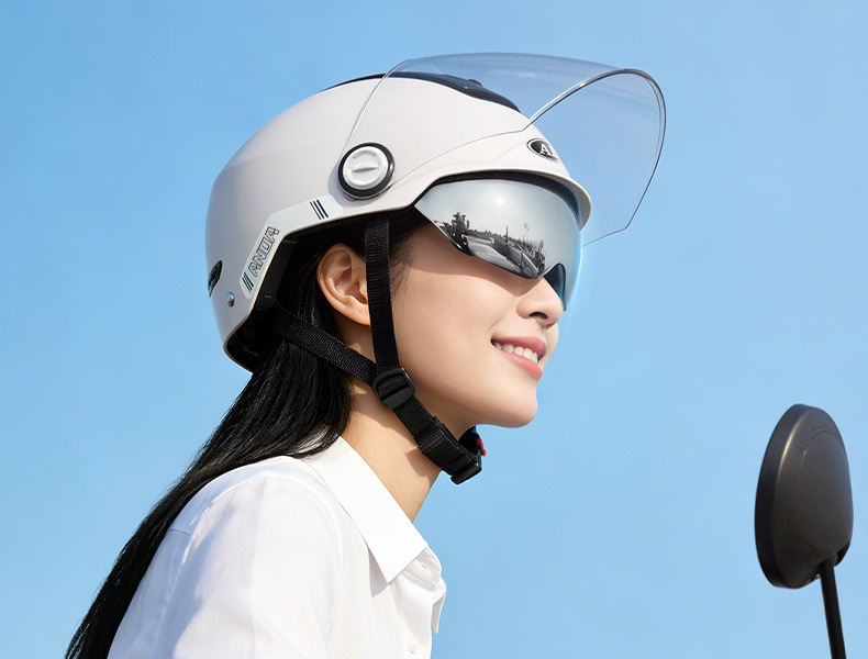 New National Standard Class a 3C Certified Electric Vehicle Motorcycle Summer Helmet, Sun Protection All-Season Riding Helmet, Zero-Sense Sunroof Helmet