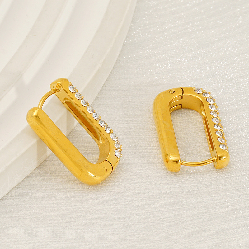 Venta caliente transfronteriza europea y americana Pendientes de moda simples y versátiles para mujer Pendientes rectangulares de medio incrustado en oro de 18 quilates para mujer