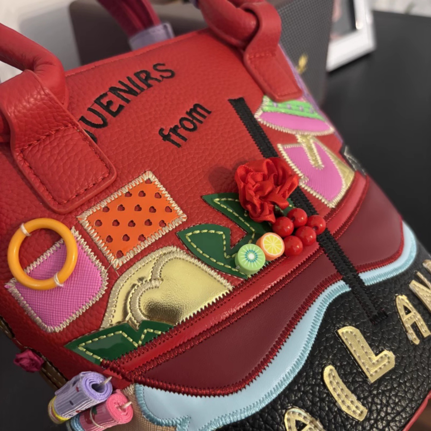 Borsa a secchiello ricamata borsa a tracolla donna alla moda_voghion.com