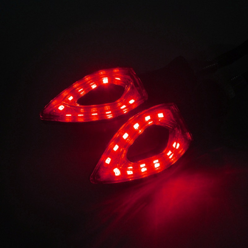 하트 모양의 중공 회전 신호 레드 원