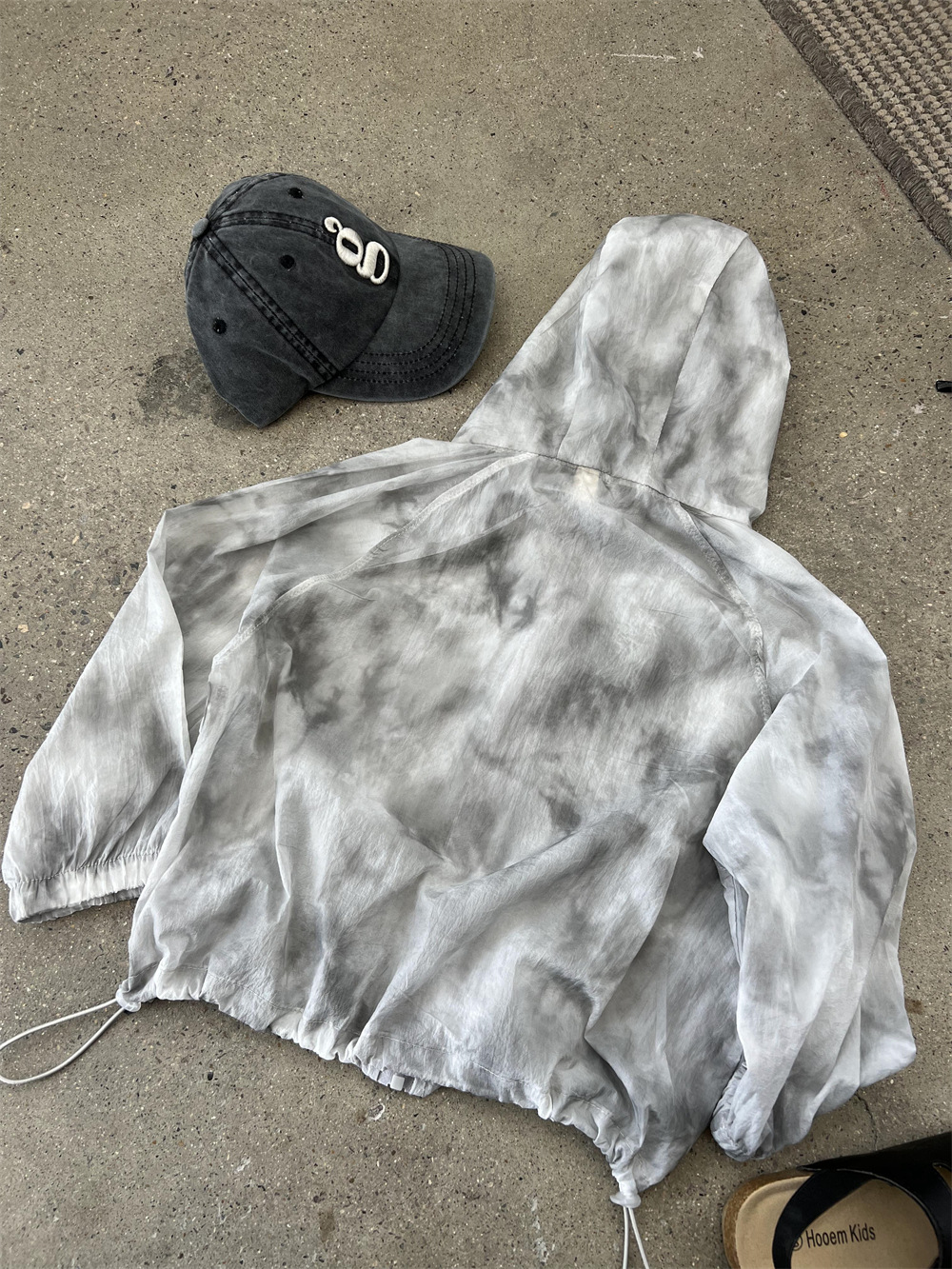 Summer new boys' and girls' lightweight tie dye hooded outerwear, children's ink sunscreen skin, air-conditioned_voghion.com