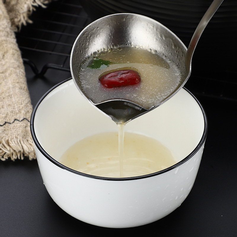 304 cuchara de separación de aceite de acero inoxidable Cuchara de sopa de colador hogar creativo sopa de aceite separación sopa desnatada Internet celebridad filtro de aceite