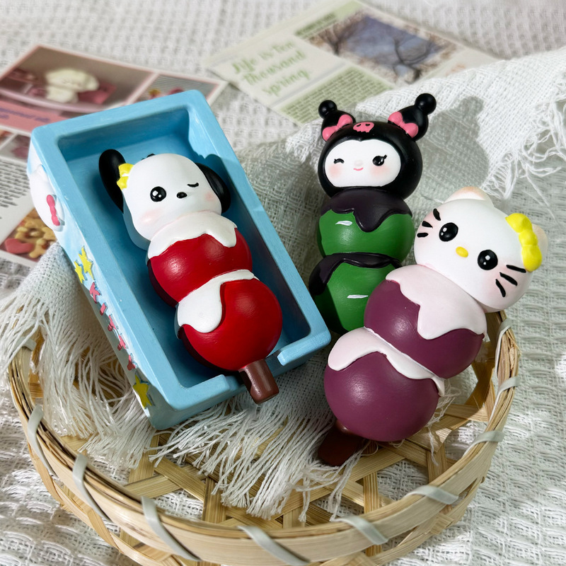 Sugar-Coated Berry Series KT Cat Kuromi Climbing Dog Aromatherapy Gypsum Doll DIY Graffiti Gift Handmade Shop Sugar-Coated Berry Series KT Cat Kuromi Climbing Dog Aromatherapy Gypsum Doll DIY Graffiti Gift Handmade Shop