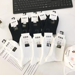 男性用ストッキング、カラフルな綿の毛玉防止秋冬ミッドレングスメンズソックス、ストライプスポーツ秋ハイソックス、男性と女性用