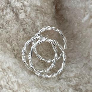 �n���n���Ʒ925���y����Ť����ָ���sС�t��INS�]�ڽ�ָ