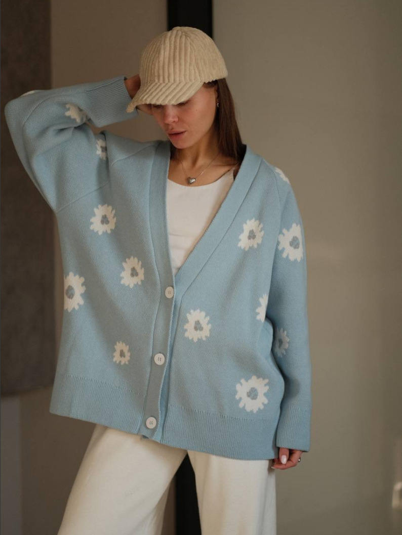 2025 otoño y invierno nuevo suelto fresco dulce margarita suéter jacquard mujer color contraste chaqueta de punto de cuello en V image 3