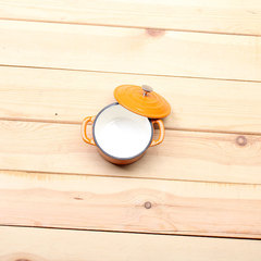 The factory wholesale supplies cast iron enameled mini pot seasoning containers, with sizes ranging from 10cm to 14cm.