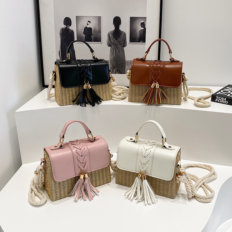 New hemp rope shoulder strap tassel woven box straw bag stitching contrast color Flip portable messenger bag for women New hemp rope shoulder strap tassel woven box straw bag stitching contrast color Flip portable messenger bag for women