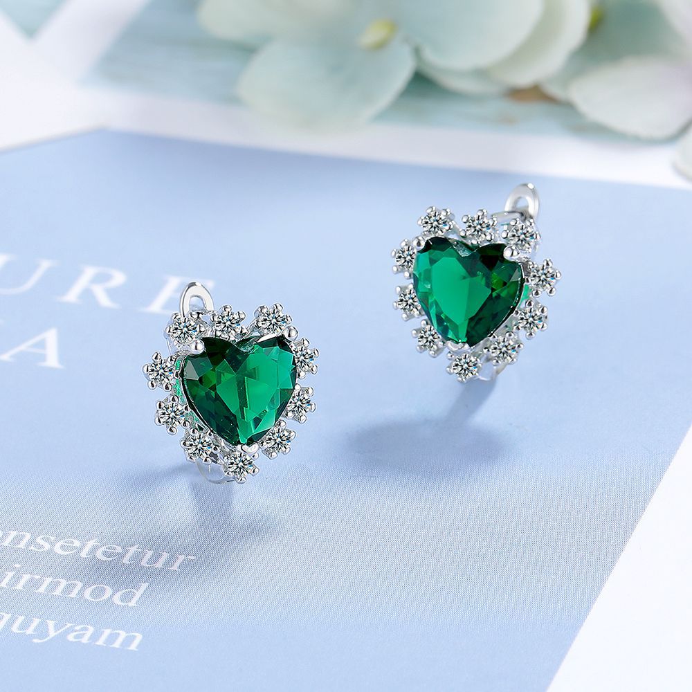 Inlay Design 1 Pair Simple Style Shiny Heart Shape Inlay Copper Zircon White Gold Plated Earrings