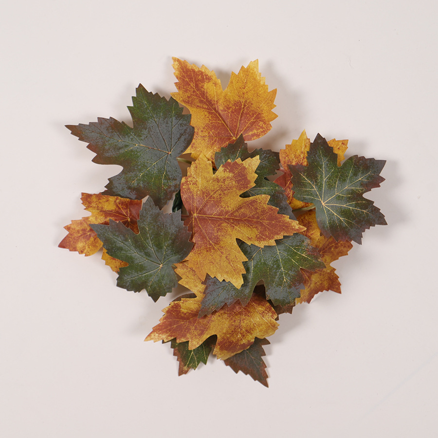 녹색 단풍잎 촛대