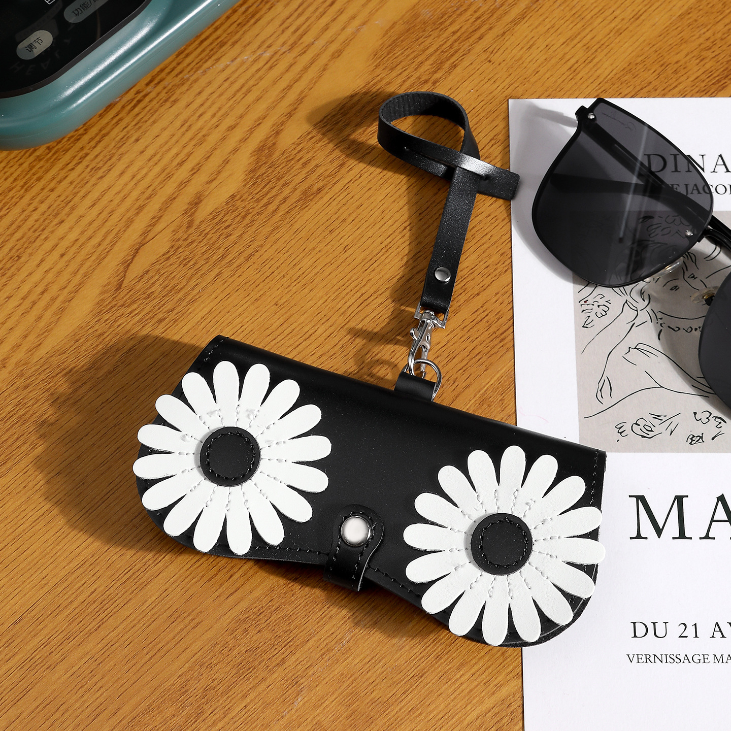 2024 nuevas gafas de sol para mujeres de alta calidad, cara pequeña, protección solar, el mismo estilo de moda, gafas de sol, gafas rojas para hombres